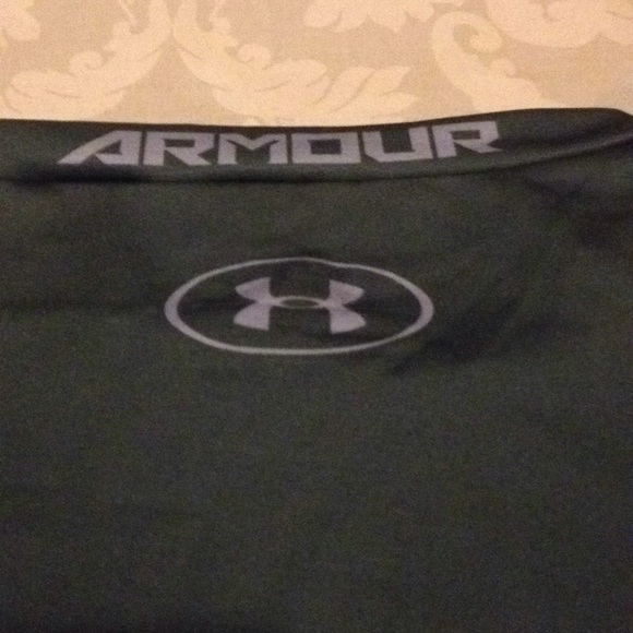 UNDER ARMOUR - Picture 7 of 8
